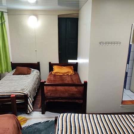 Hostal Latitud Ecuem Quito Eksteriør billede