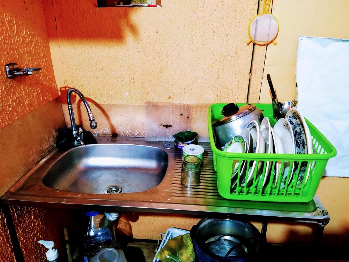 Hostal Latitud Ecuem Quito Eksteriør billede