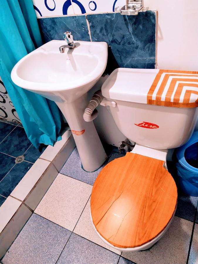 Hostal Latitud Ecuem Quito Eksteriør billede