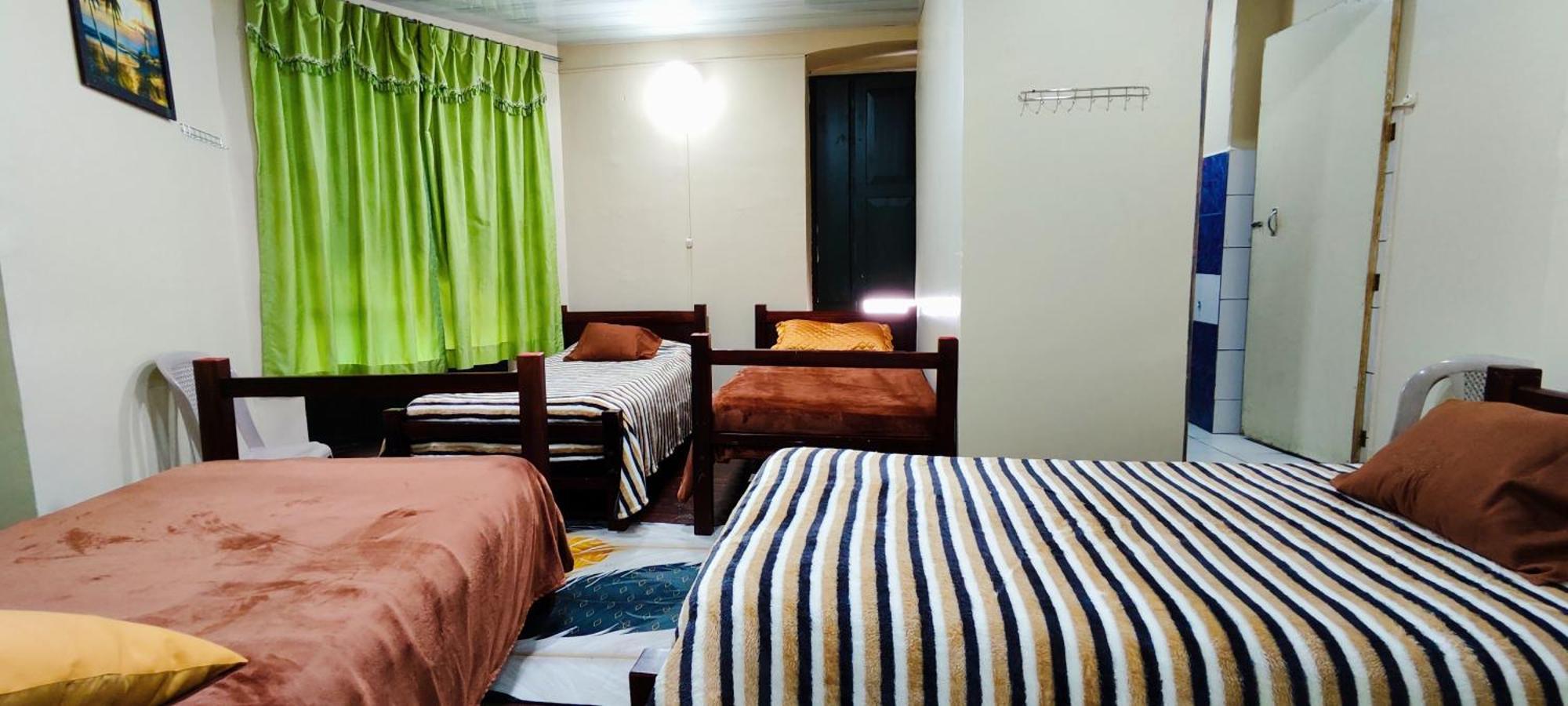 Hostal Latitud Ecuem Quito Eksteriør billede